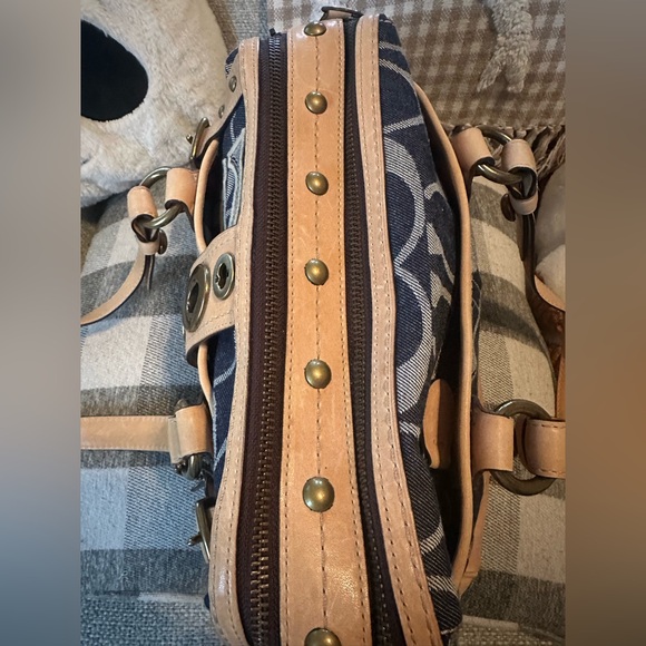 Authentic Coach Vintage Legacy Denim Sig. Medium Lily Handbag!! RARE - Picture 6 of 15